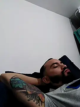 Snapshot of Juandiam chatting on 06-15-26, 04:53 Juandiam online show from 06-15-26, 04:53