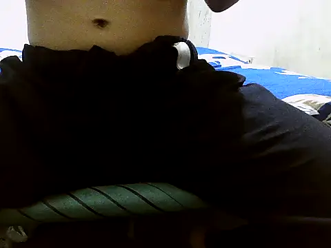 sexyguy1231 online show from 04-21-26, 07:06