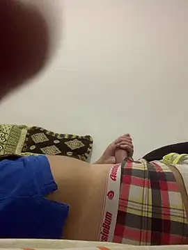 Tetoadeso online show from 10-14-25, 02:18