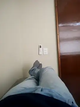 gatmoreno1 online show from 12-17-25, 03:18