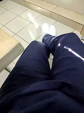 gatmoreno1 online show from 01-13-26, 06:46