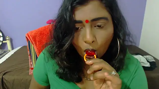 Snapshot of INDIANSIN2 chatting on 05-31-26, 06:09 INDIANSIN2 online show from 05-31-26, 06:09