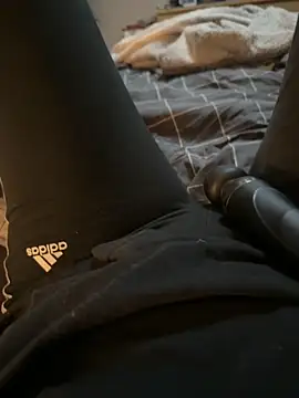 Snapshot of Ana-05 chatting on 12-10-24, 07:32 Ana-05 online show from 12-10-24, 07:32