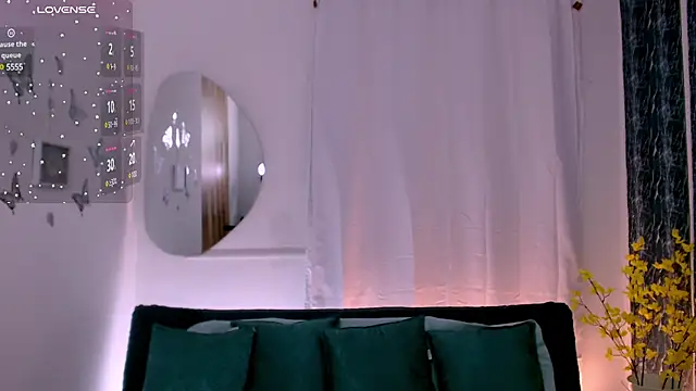 Snapshot of Susana_Rios11 chatting on 02-11-25, 09:09 Susana Rios11 online show from 02-11-25, 09:09