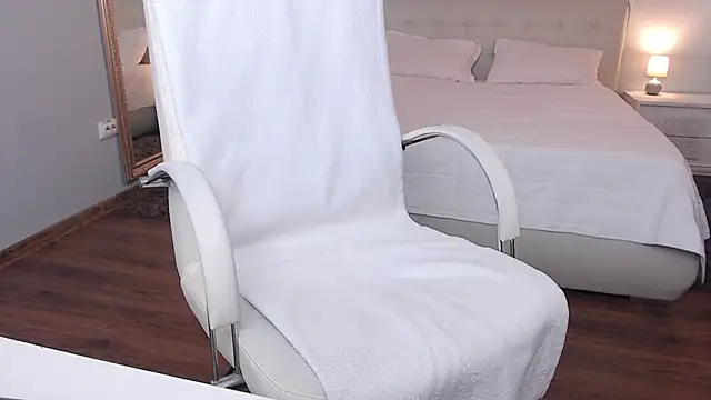 Amy--Samy online show from 11-26-25, 10:49