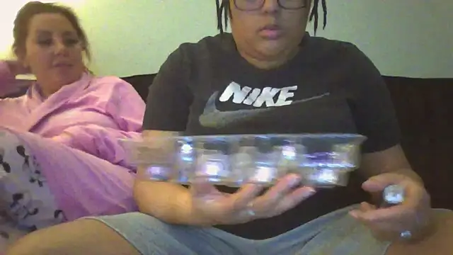 vanilla chocolate23 online show from 01-18-25, 04:42