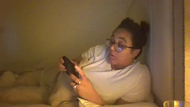 vanilla chocolate23 online show from 02-06-25, 09:38