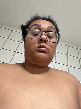 vanilla chocolate23 online show from 02-15-26, 03:20