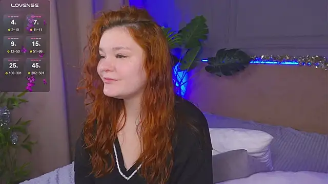 Snapshot of EnnySunrise chatting on 12-28-24, 01:28 EnnySunrise online show from 12-28-24, 01:28