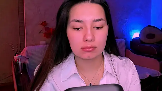 Swee Alicee online show from 03-20-25, 12:11