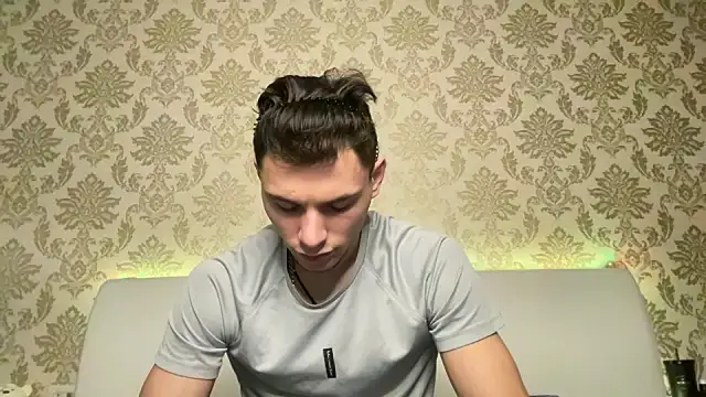 denlover1 online show from 01-17-25, 03:22