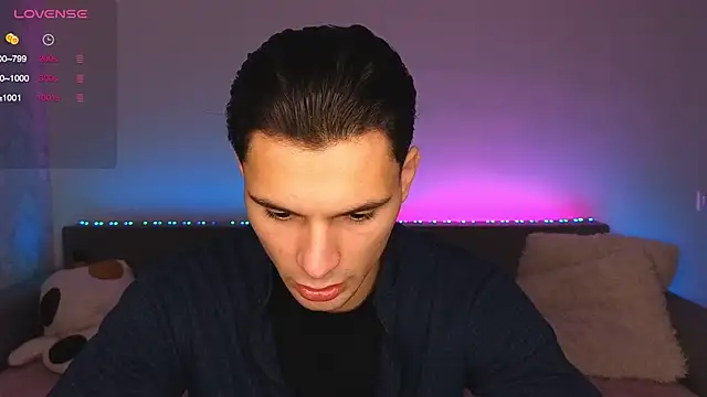 denlover1 online show from 11-03-25, 07:53