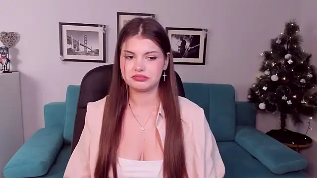 AdeliaKiss online show from 12-18-24, 09:08