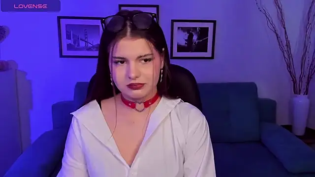 AdeliaKiss online show from 02-26-25, 12:03