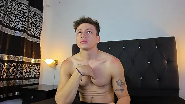 Angel Cuervo online show from 02-17-25, 12:38