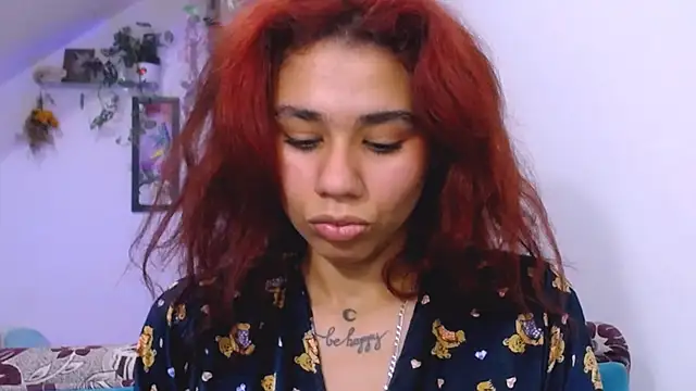 Snapshot of diamonmeli chatting on 03-14-25, 05:35 diamonmeli online show from 03-14-25, 05:35