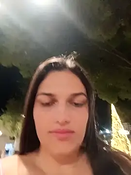 girl milk1 online show from 12-18-25, 11:33