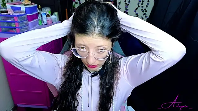 Snapshot of _Arlequin_ chatting on 06-13-26, 08:51 Arlequin online show from 06-13-26, 08:51