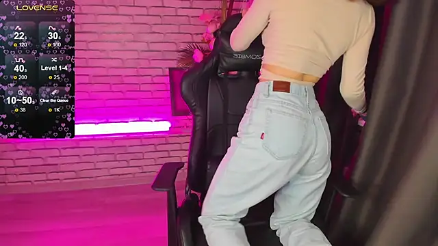 Tonya Gray online show from 12-13-24, 02:05