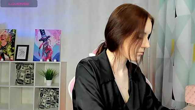 Tonya Gray online show from 12-29-24, 03:11