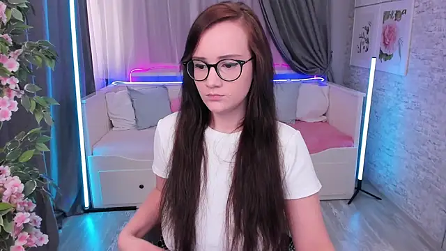 StellaGloww online show from 09-15-25, 03:12