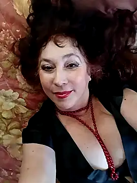 Snapshot of GypsyEsmeralda chatting on 01-06-25, 10:13 GypsyEsmeralda online show from 01-06-25, 10:13