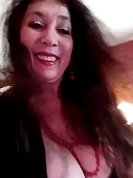 Snapshot of GypsyEsmeralda chatting on 01-18-25, 10:39 GypsyEsmeralda online show from 01-18-25, 10:39