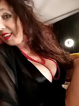 Snapshot of GypsyEsmeralda chatting on 02-23-25, 04:57 GypsyEsmeralda online show from 02-23-25, 04:57