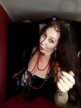 Snapshot of GypsyEsmeralda chatting on 02-24-25, 05:11 GypsyEsmeralda online show from 02-24-25, 05:11