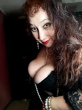 Snapshot of GypsyEsmeralda chatting on 03-04-25, 02:10 GypsyEsmeralda online show from 03-04-25, 02:10