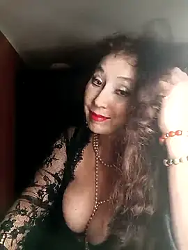 Snapshot of GypsyEsmeralda chatting on 03-13-25, 06:34 GypsyEsmeralda online show from 03-13-25, 06:34