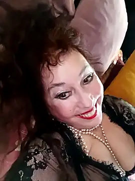 Snapshot of GypsyEsmeralda chatting on 03-14-25, 11:34 GypsyEsmeralda online show from 03-14-25, 11:34