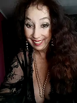 Snapshot of GypsyEsmeralda chatting on 03-18-25, 08:36 GypsyEsmeralda online show from 03-18-25, 08:36