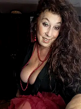 Snapshot of GypsyEsmeralda chatting on 10-01-25, 04:57 GypsyEsmeralda online show from 10-01-25, 04:57