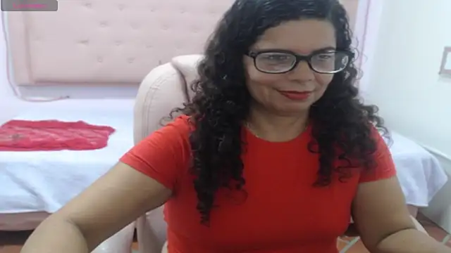 Snapshot of sila_bolum chatting on 03-15-25, 03:59 sila bolum online show from 03-15-25, 03:59