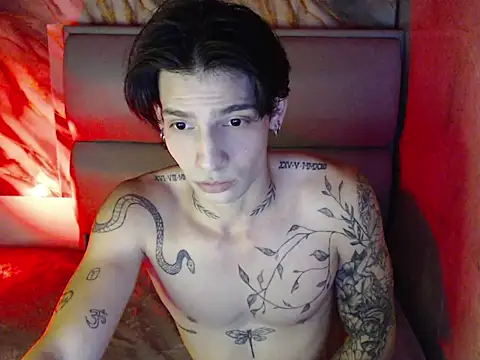 Apolo Hidalgo01 online show from 10-15-25, 10:54