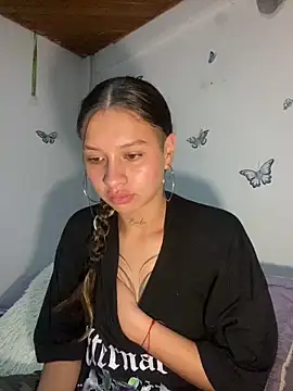 Snapshot of Andi9_ chatting on 12-06-24, 02:46 Andi9 online show from 12-06-24, 02:46