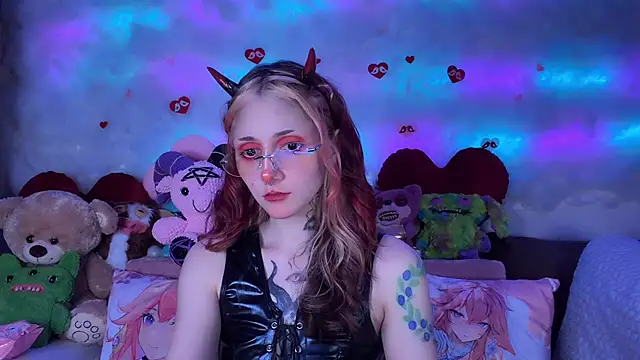  Devill Baby online show from 04-15-26, 07:58