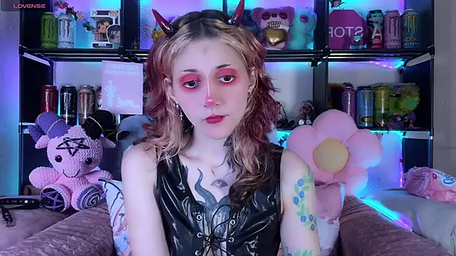  Devill Baby online show from 06-10-26, 07:02