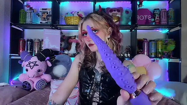  Devill Baby online show from 06-14-26, 06:54