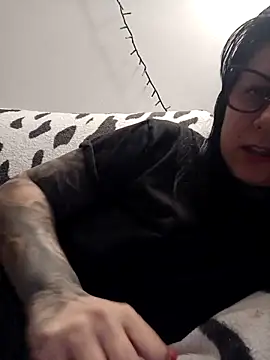 Your DirtyDoll online show from 03-31-26, 08:42