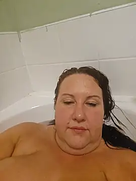 Snapshot of Bekahblows chatting on 02-10-25, 07:07 Bekahblows online show from 02-10-25, 07:07