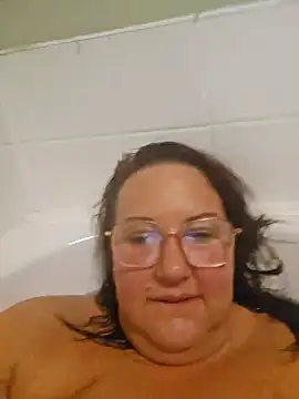 Snapshot of Bekahblows chatting on 02-19-25, 09:58 Bekahblows online show from 02-19-25, 09:58