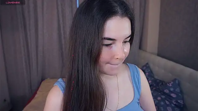 CathrynDail online show from 11-06-25, 06:03