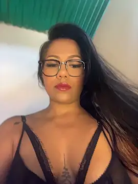 Snapshot of shaylin_brooke1 chatting on 07-19-26, 08:45 shaylin brooke1 online show from 07-19-26, 08:45