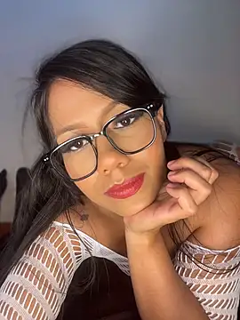 Snapshot of shaylin_brooke1 chatting on 07-28-26, 09:25 shaylin brooke1 online show from 07-28-26, 09:25