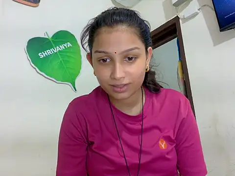 Snapshot of Aleena_Rai chatting on 09-20-25, 10:27 Aleena Rai online show from 09-20-25, 10:27