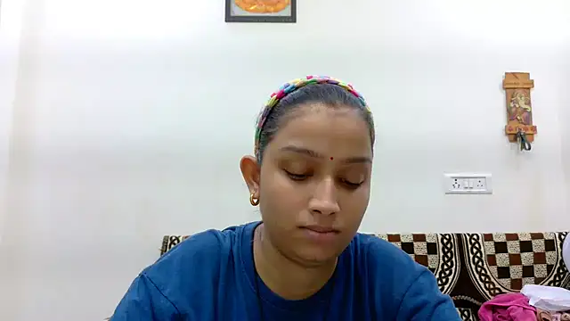 Snapshot of Aleena_Rai chatting on 10-04-25, 06:28 Aleena Rai online show from 10-04-25, 06:28