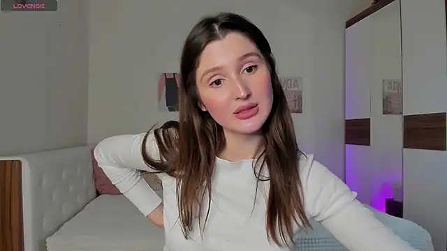 Snapshot of tender_babyy chatting on 01-31-25, 02:28 tender babyy online show from 01-31-25, 02:28