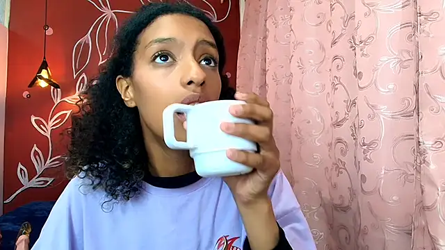 Zia Green online show from 01-23-25, 03:32